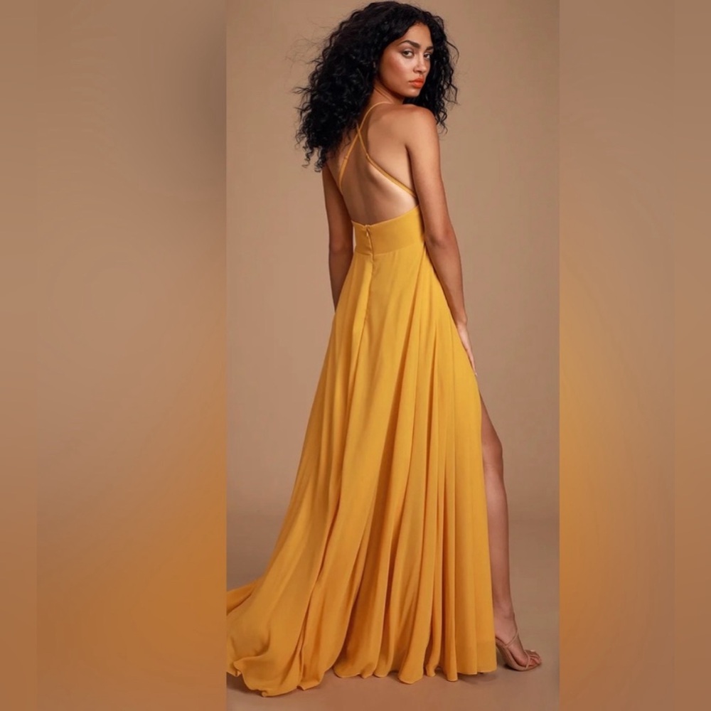 Lulu’s Dreamy Romance Maxi Dress - Picture 2 of 3